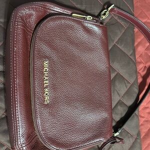 Michael Kors hand bag